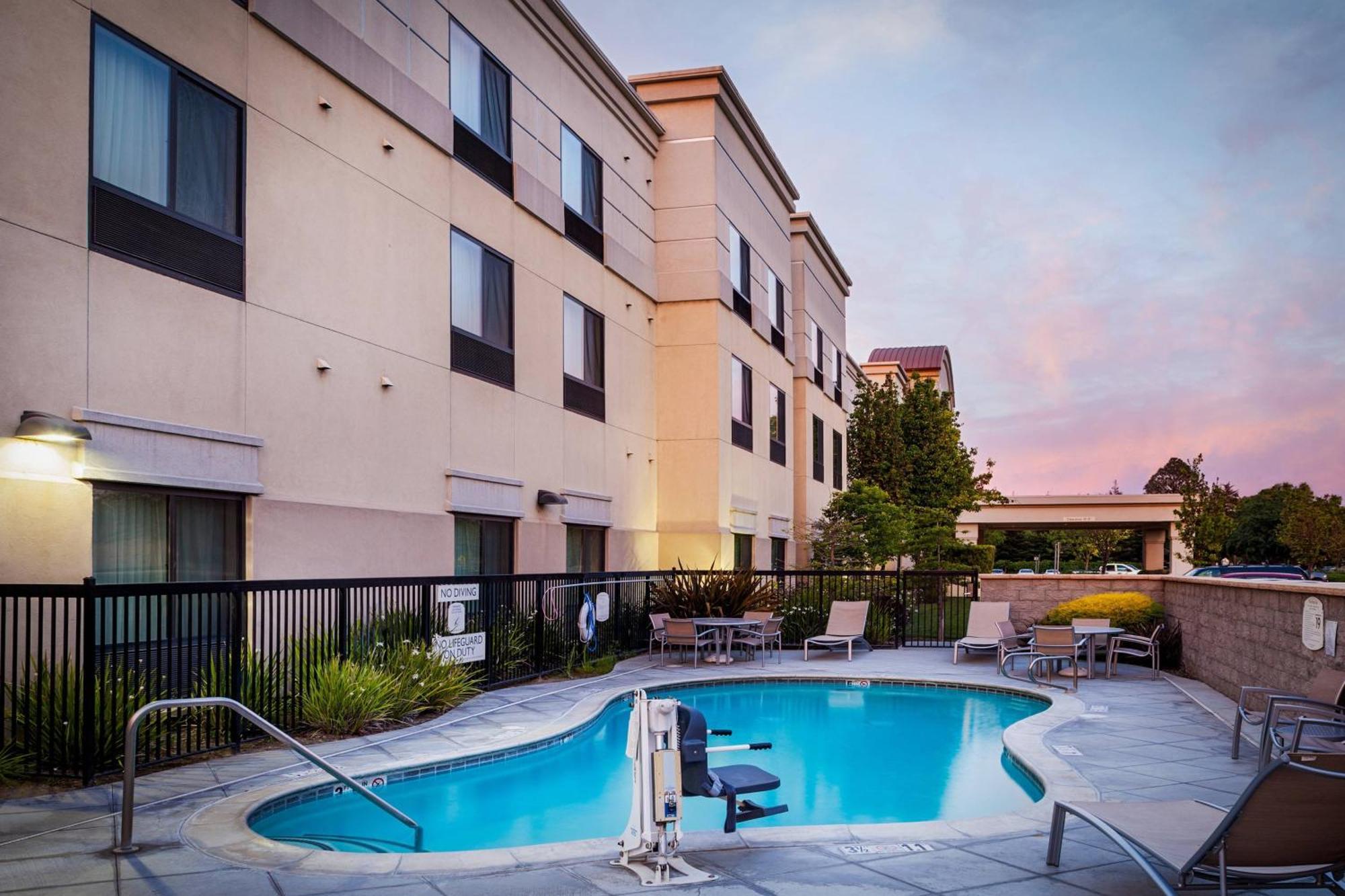 Springhill Suites By Marriott Modesto Eksteriør bilde